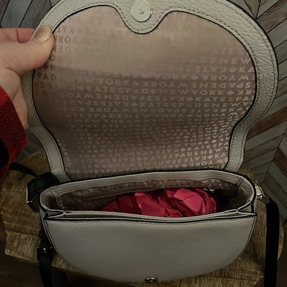 Kate Spade two tone crossbody in black and taupe - Picture 3 of 12